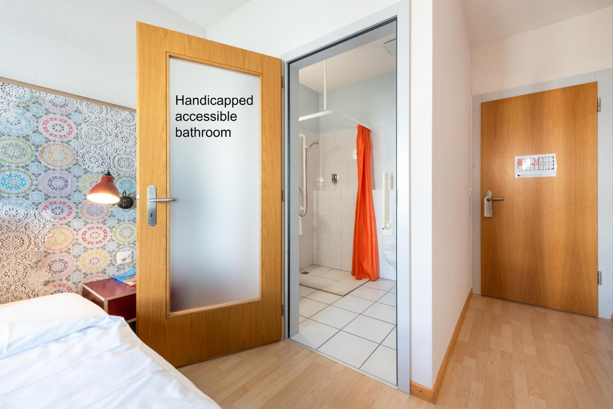 Baeren Self Check-In Hotel Solothurn Room photo